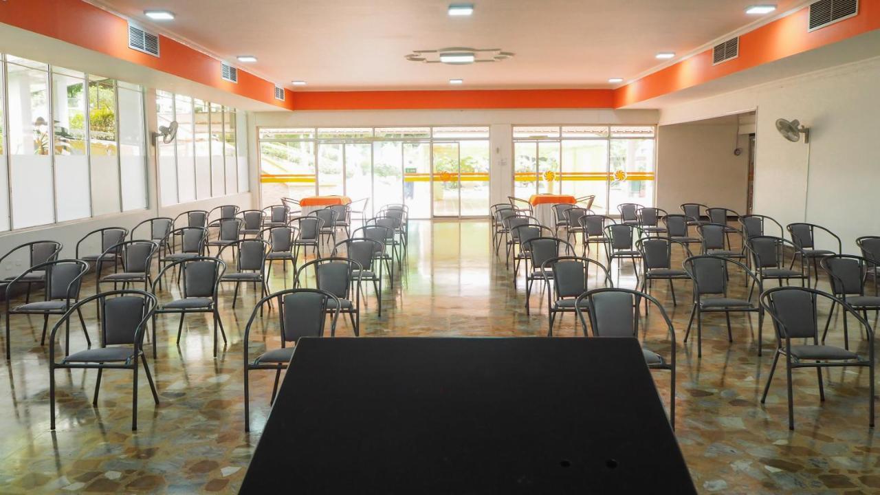 Hotel Del Llano Villavicencio Bagian luar foto