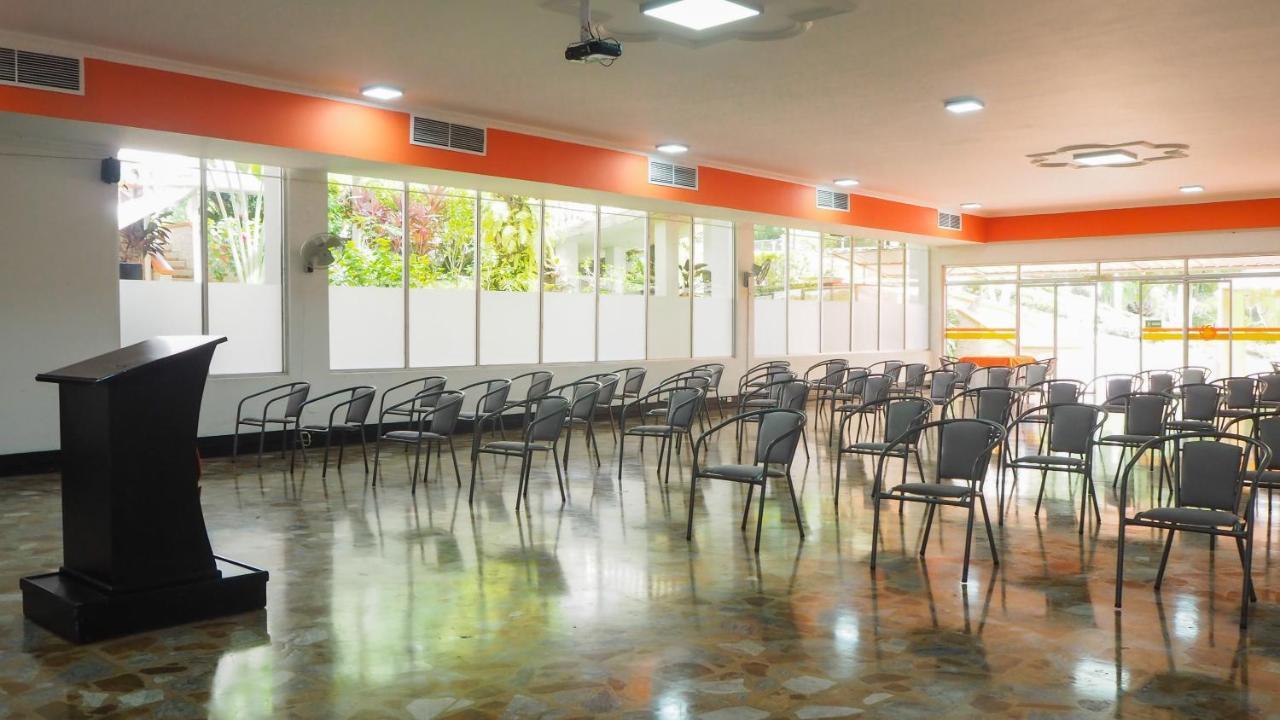 Hotel Del Llano Villavicencio Bagian luar foto